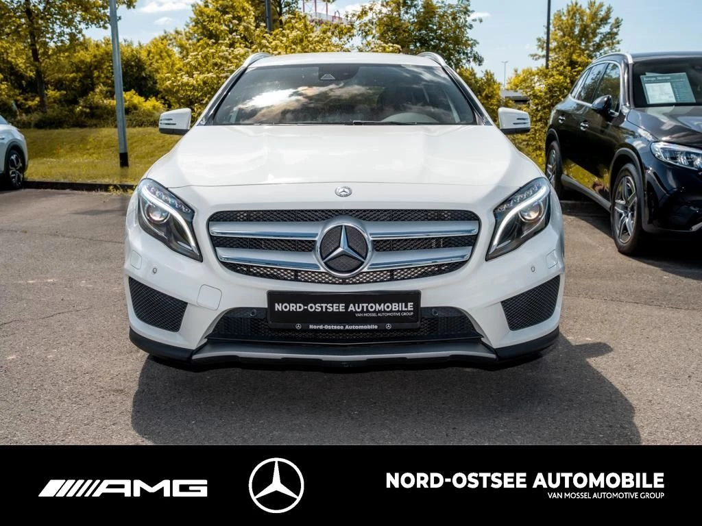 Mercedes-Benz GLA 180 AMG NAVI TEMPOMAT SHZ AMG Line