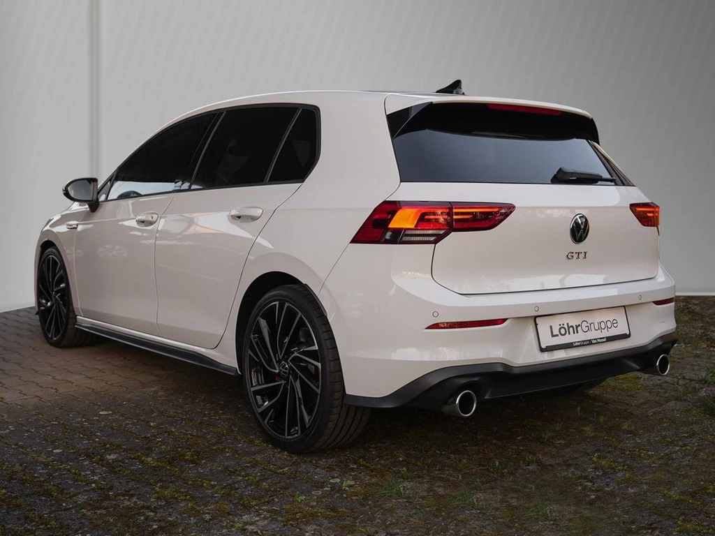 Volkswagen Golf VIII GTI 2,0 TSI DSG,ALU 19",LED,Kamera,AHK ACC,DCC,Lenkrad-/Sitzheizung,Apple Car Pla
