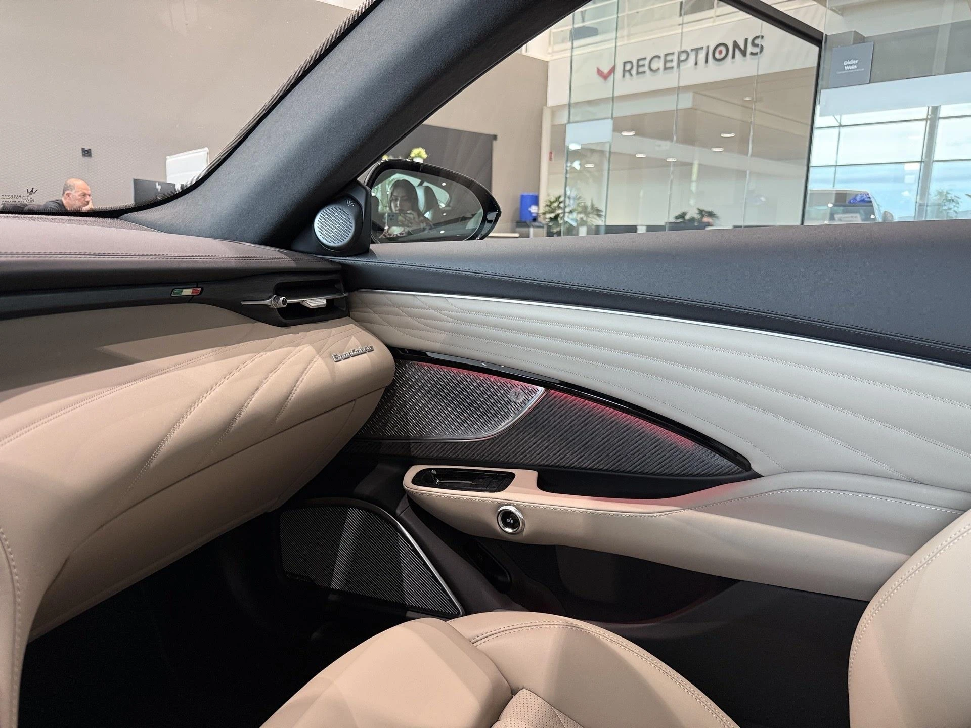 Maserati-GranCabrio-image-9