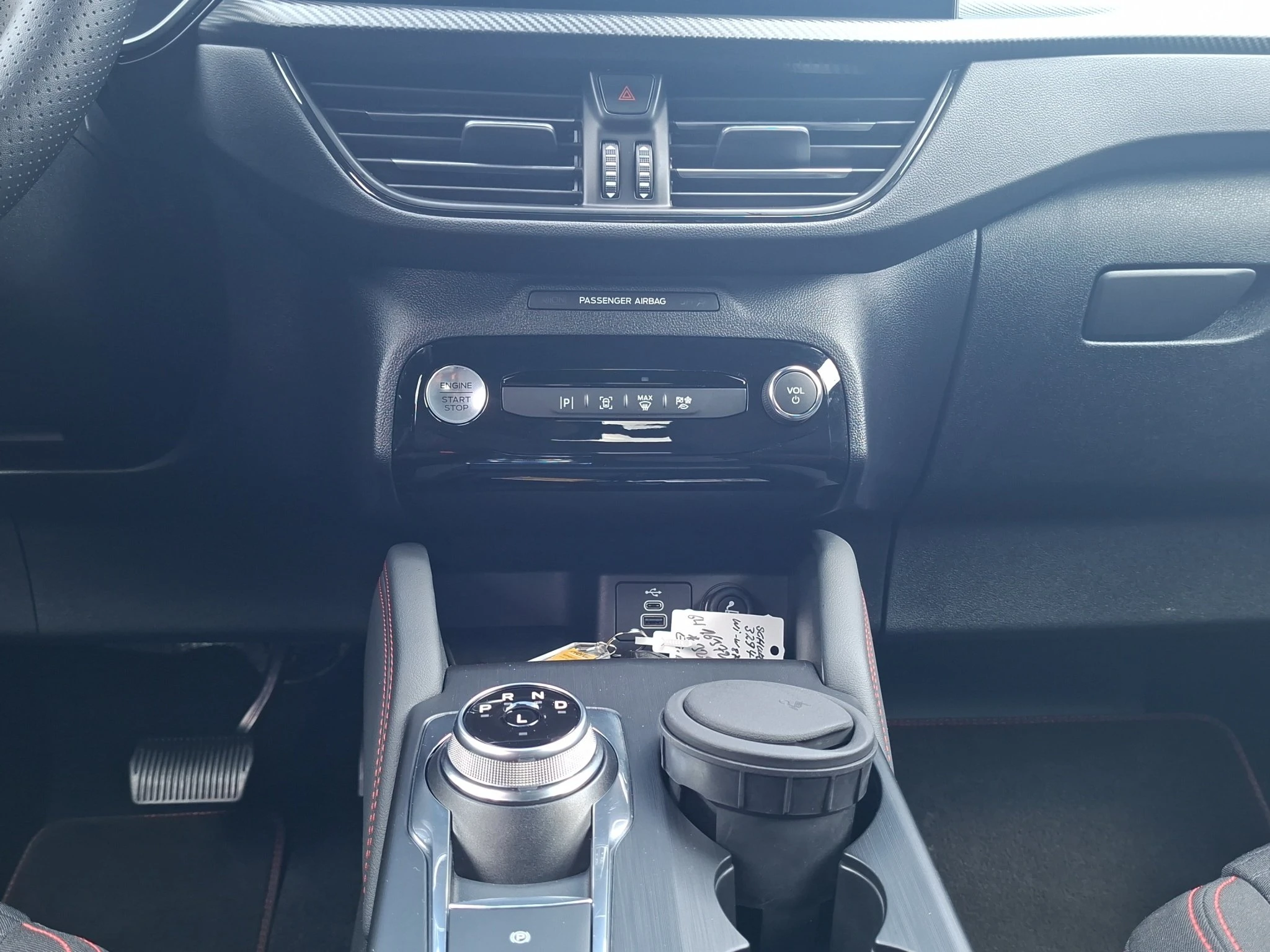 Ford-Kuga-image-13