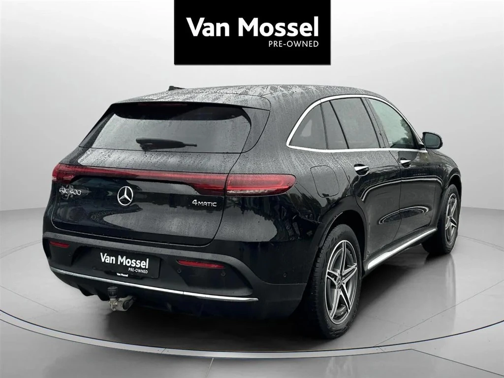 Mercedes-Benz-EQC-image-4