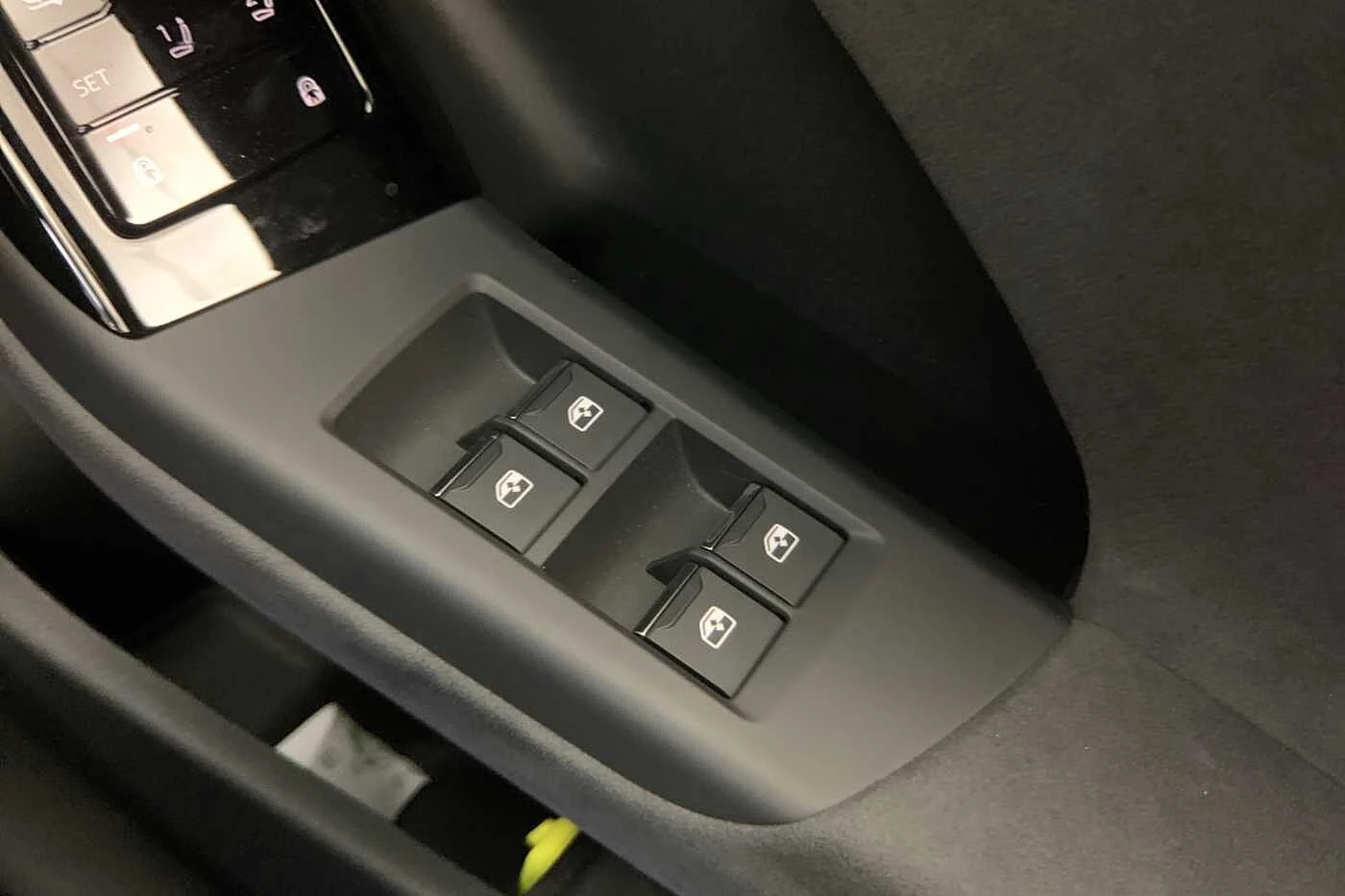 Audi-Q6 e-tron-image-26