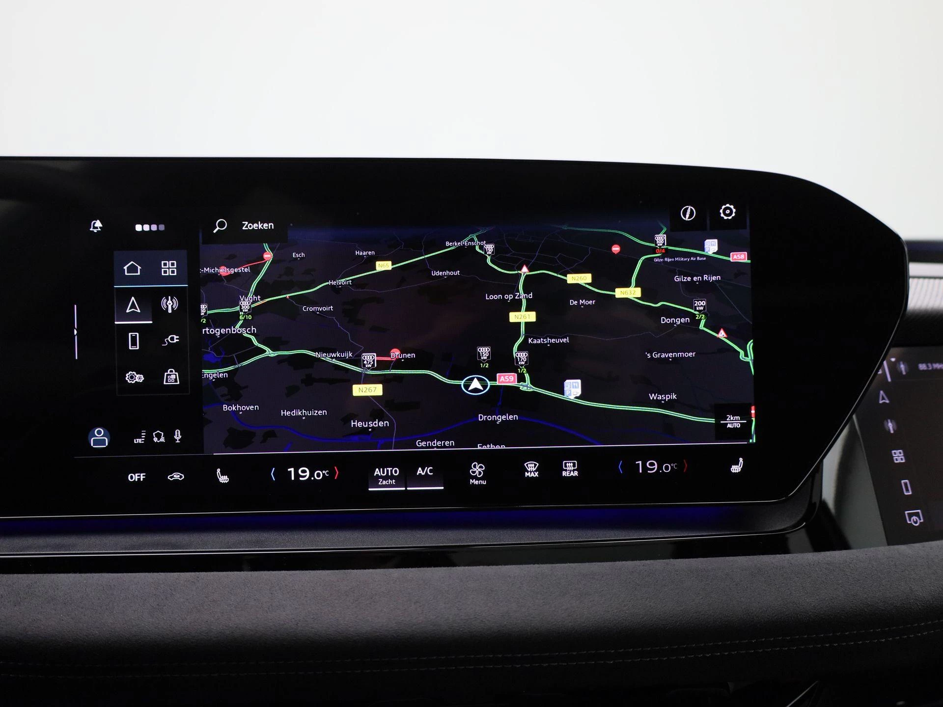 Audi-Q6 e-tron-image-14
