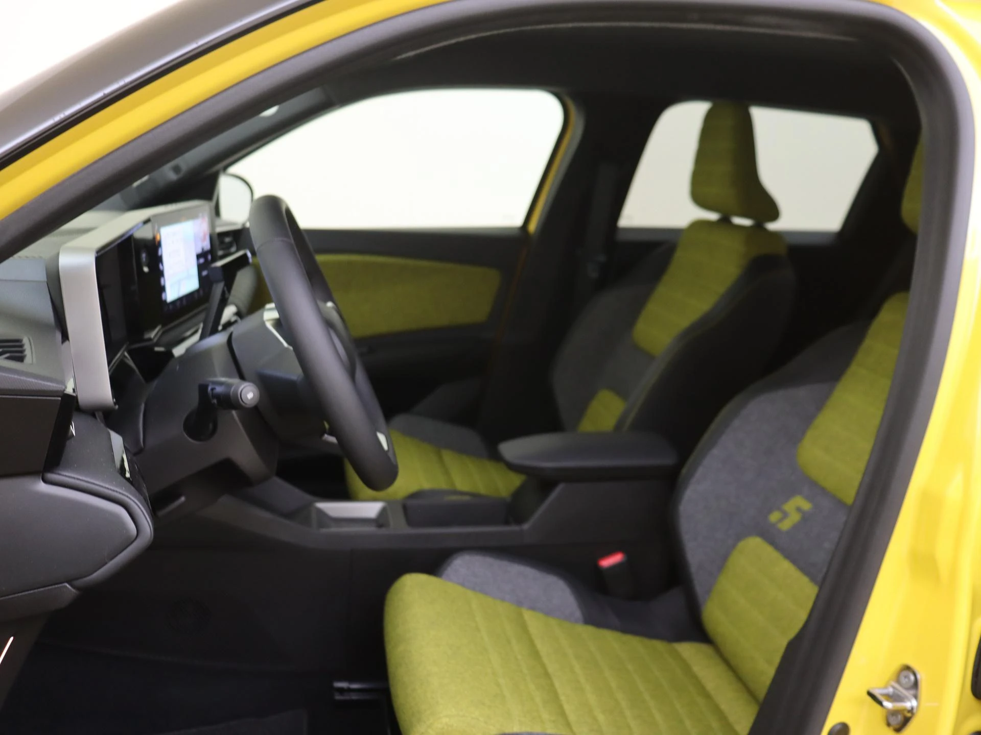 Renault 5 urban range iconic cinq 40 kWh
