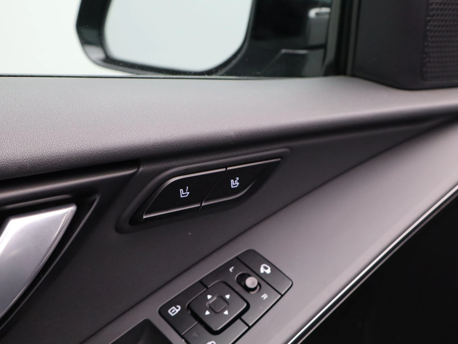 Kia-Niro-image-26