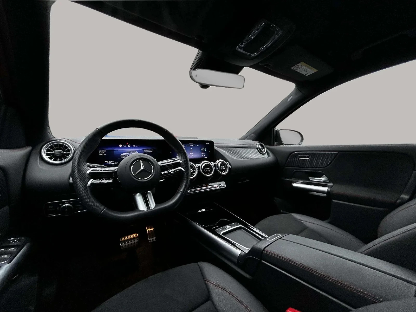 Mercedes-Benz-EQA-image-16