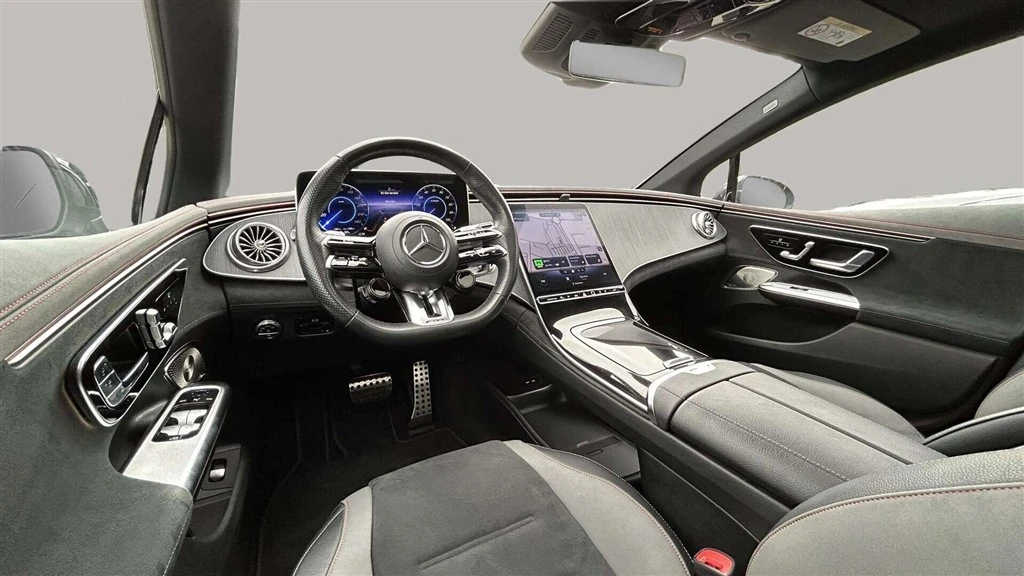Mercedes-Benz-EQE-image-12