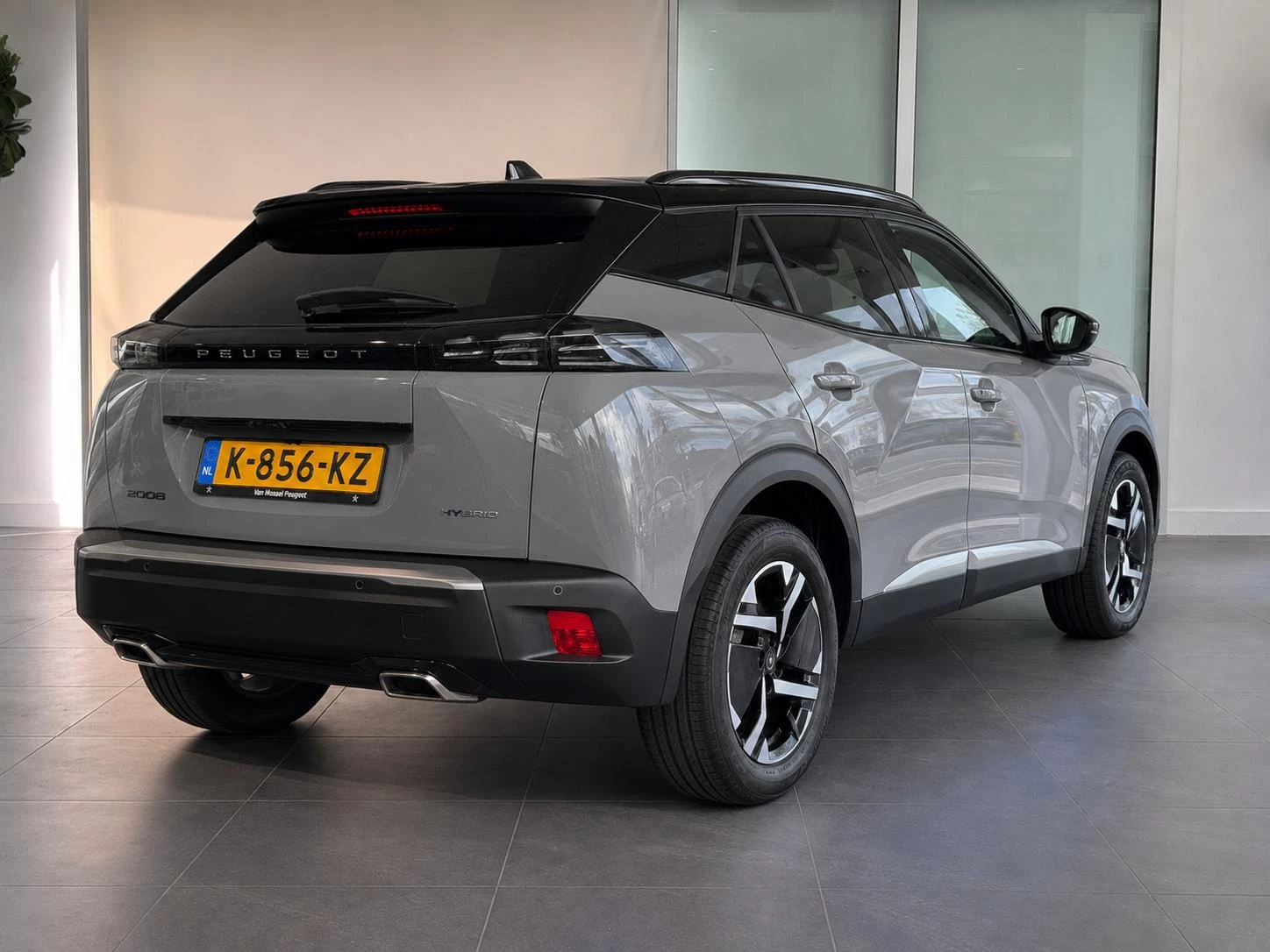 Peugeot-2008-image-4