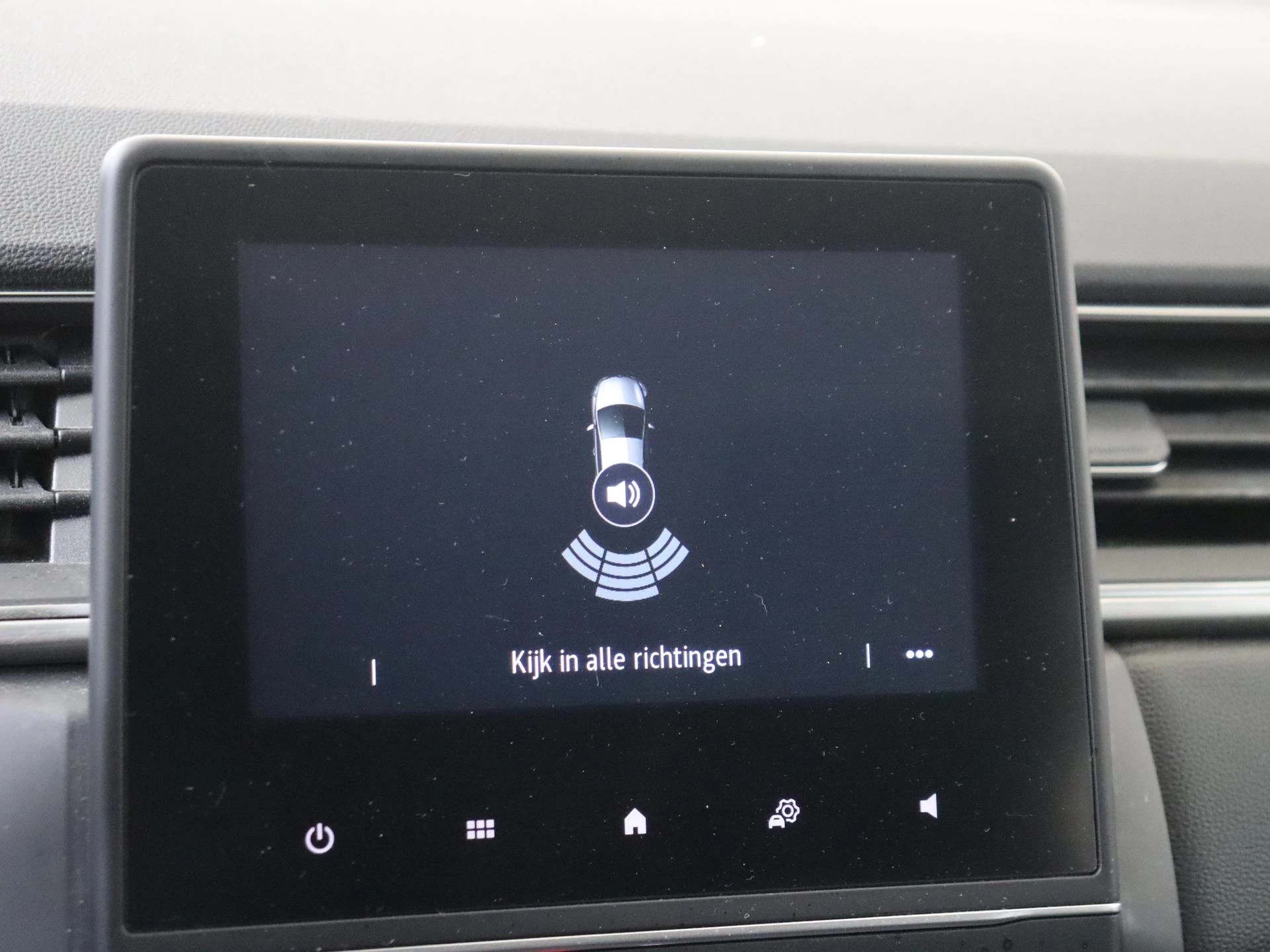 Renault-Captur-image-16