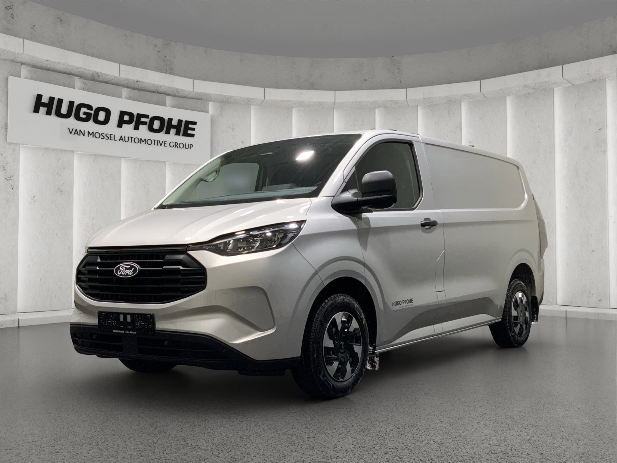 Ford-Transit Custom-image-0