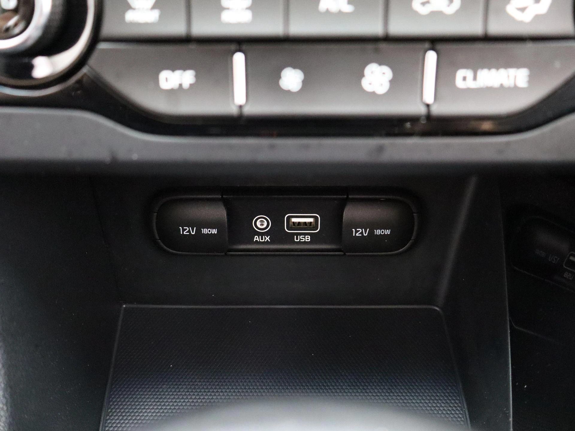 Kia-Niro-image-21