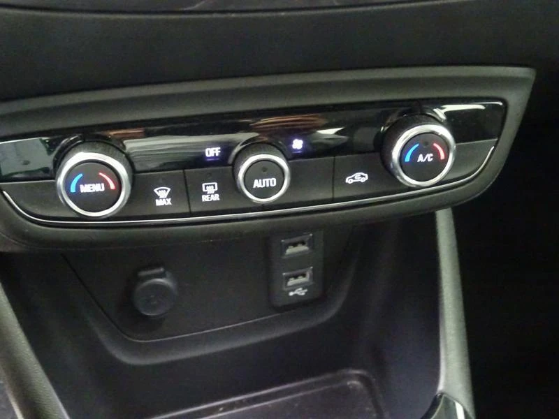 Opel Crossland X 1.2T Innovation automaat