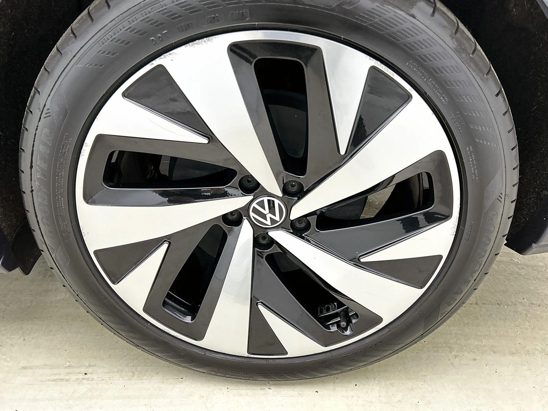 Volkswagen-ID.4-image-32