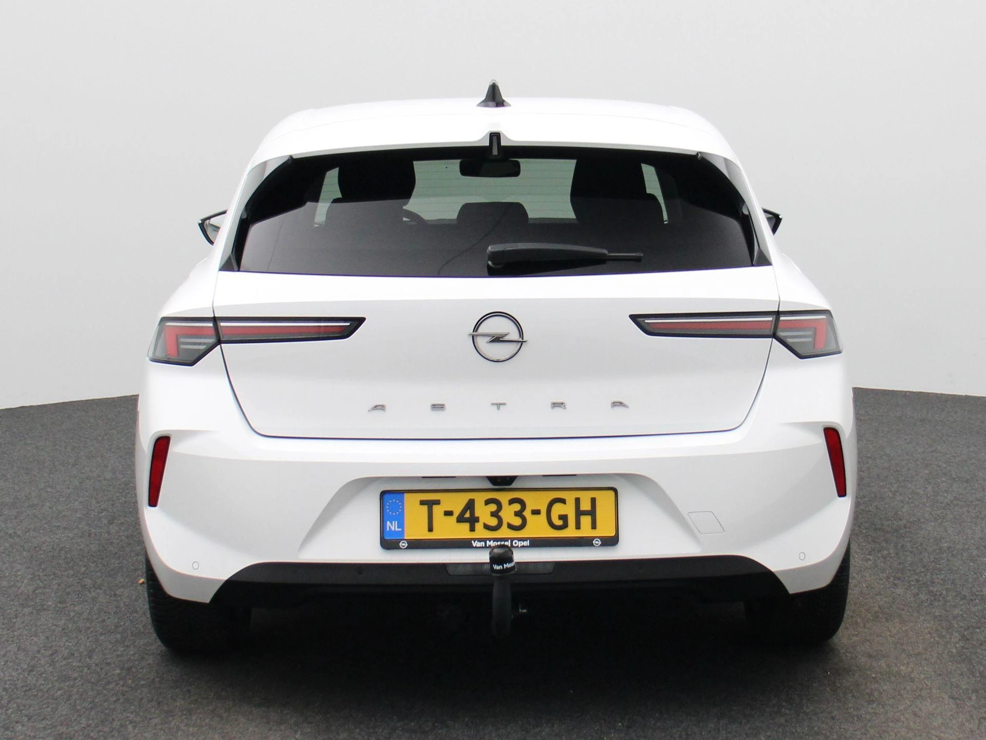 Opel-Astra-image-4