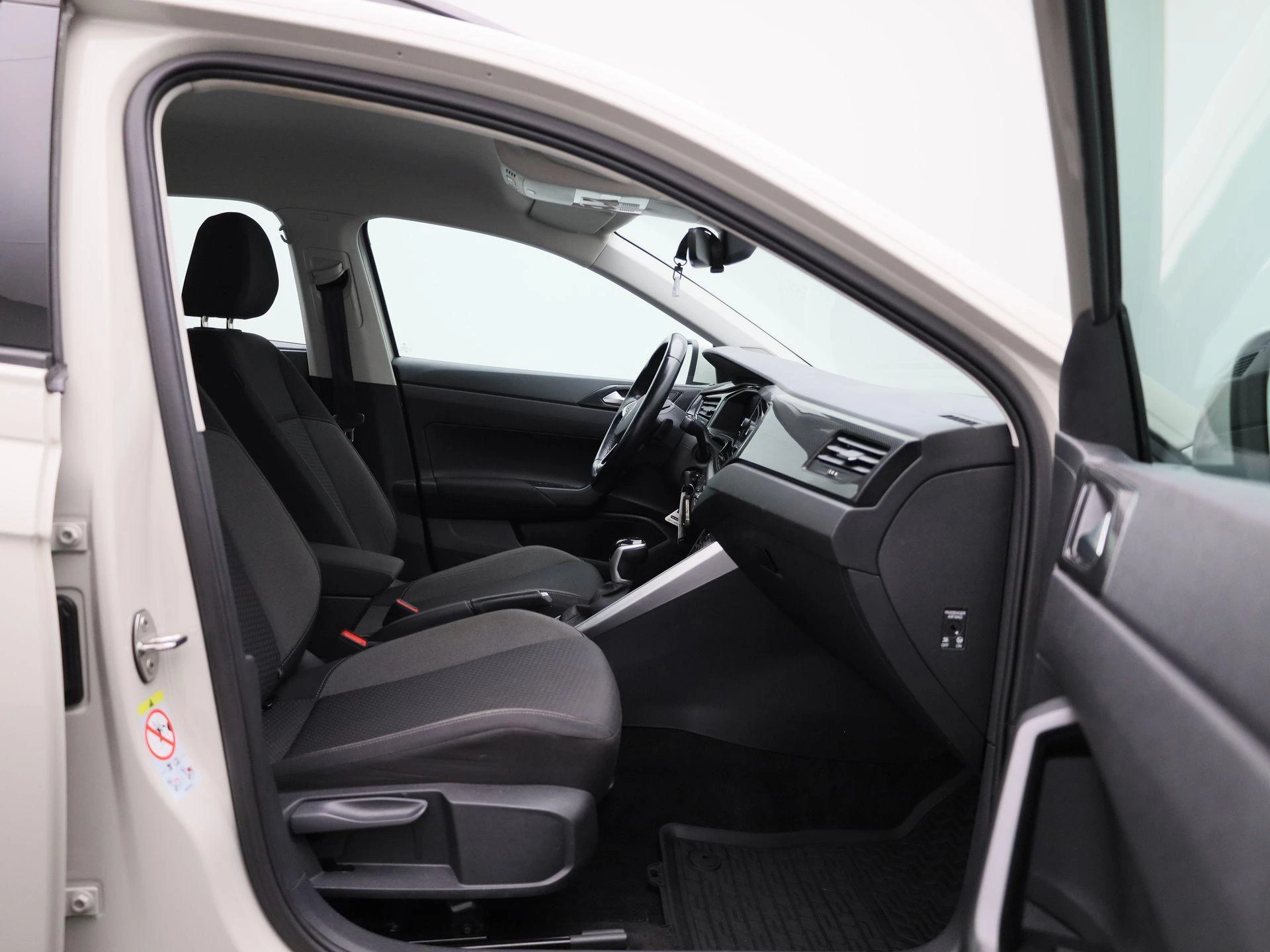 Volkswagen-Taigo-image-32