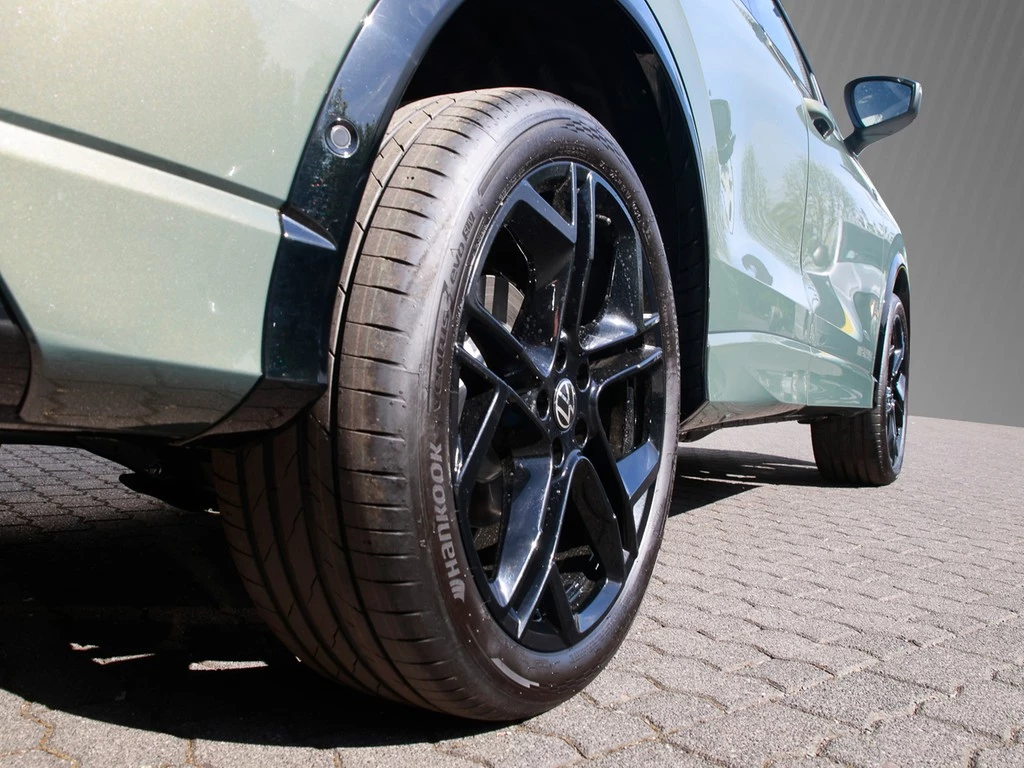 Volkswagen Tiguan R-Line 2.0 TDI 4 Mot. DSG Pano, AHK, Standh. VSA