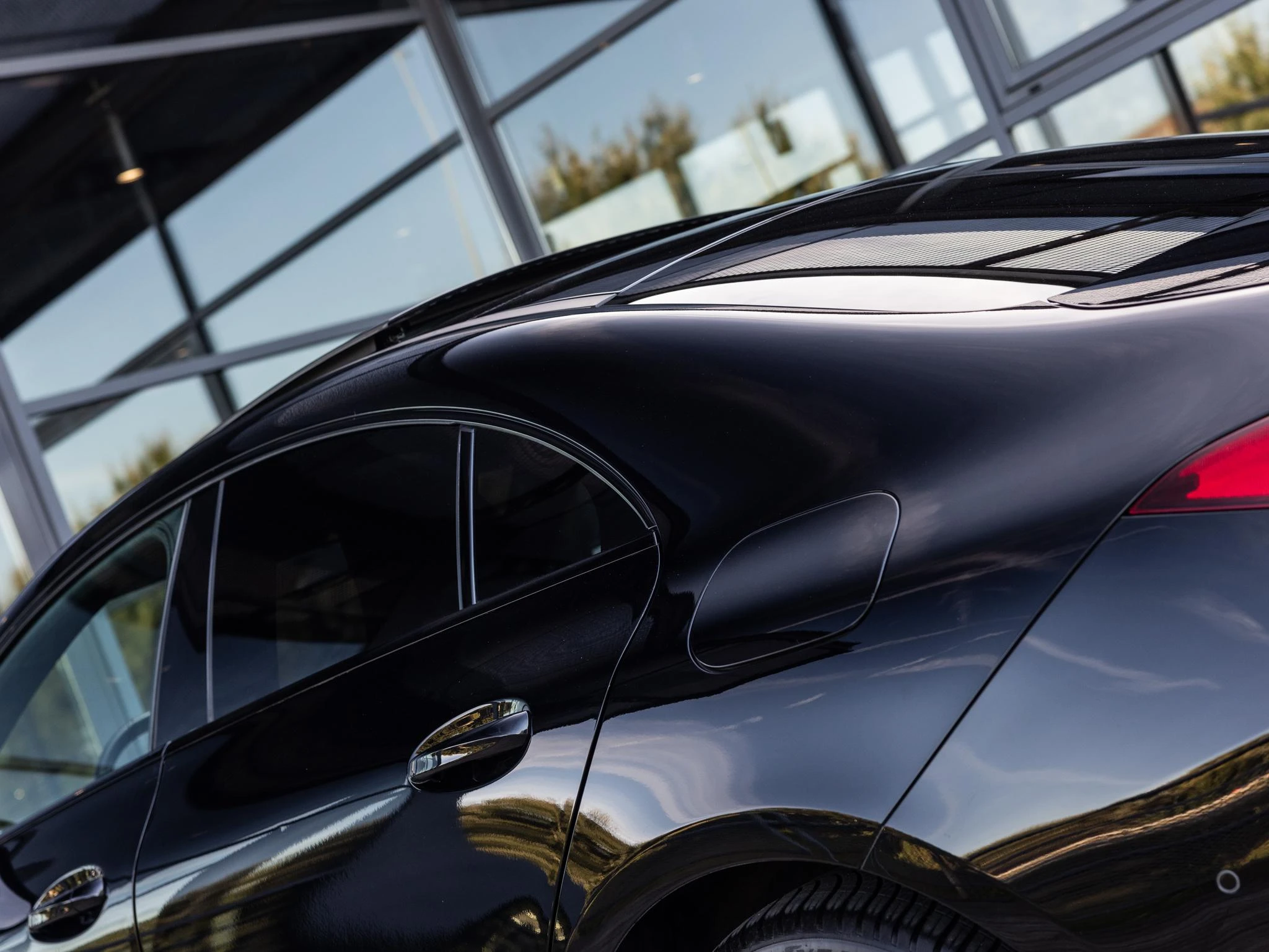 Mercedes-Benz-CLA-image-14