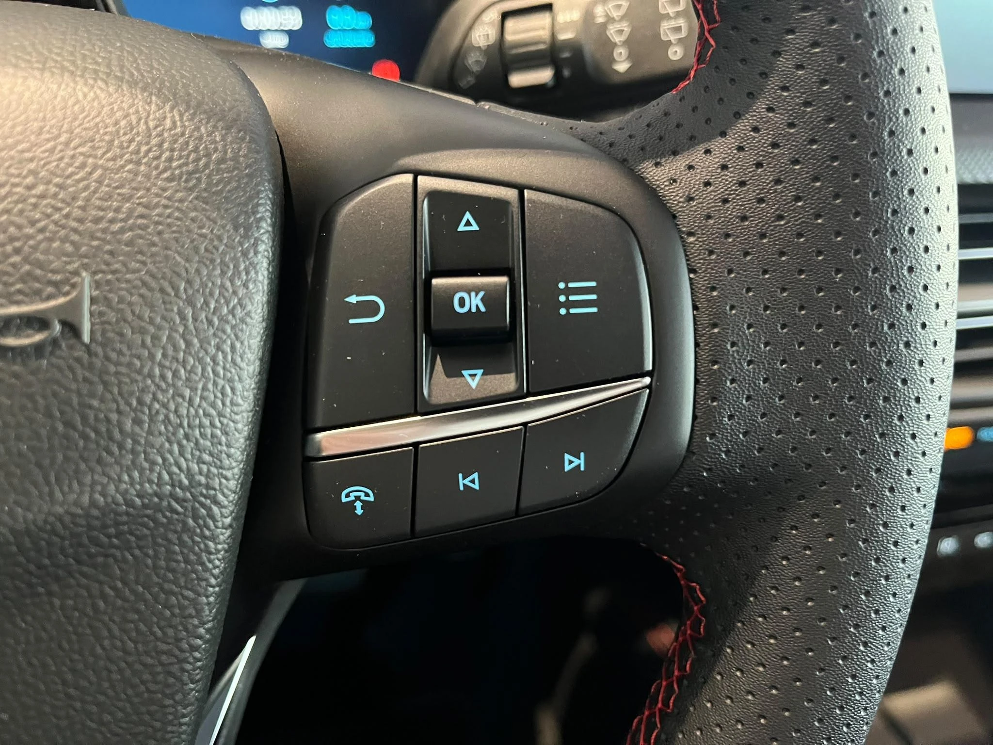 Ford-Kuga-image-10