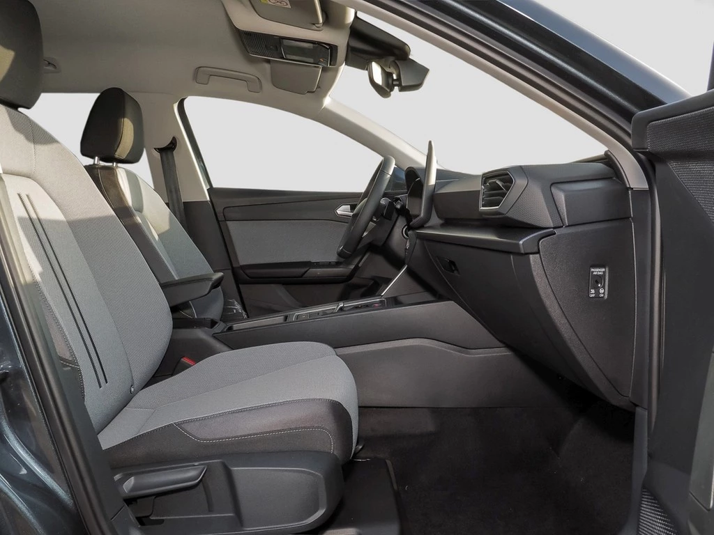 SEAT Leon ST 1.5 eTSI UPE 43.925 Road Ed.