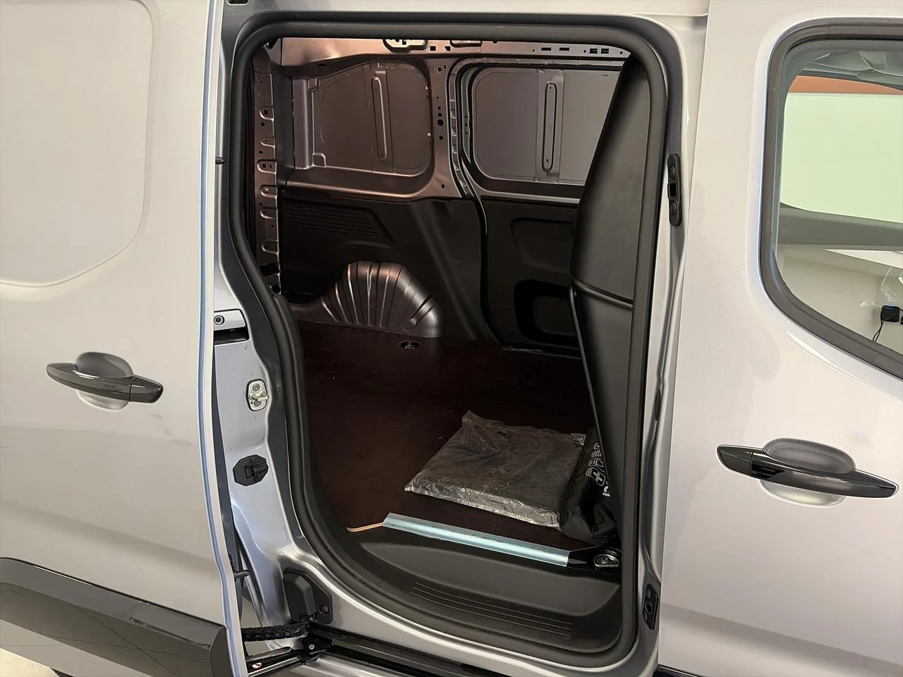 Peugeot-Partner-image-14