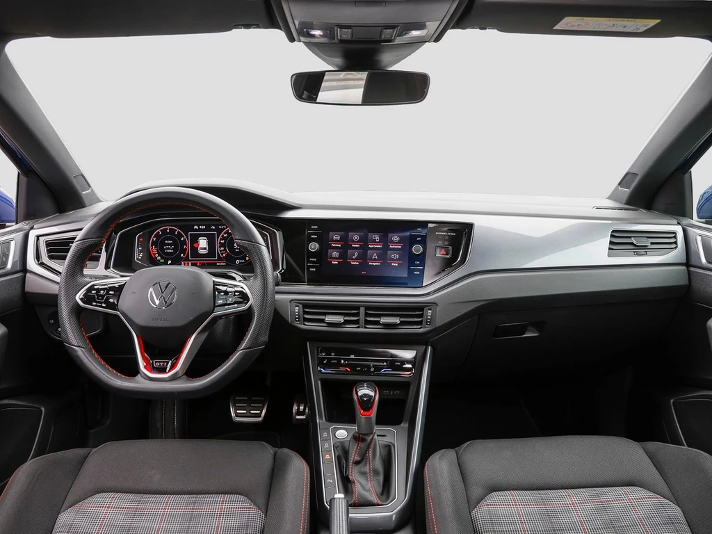 Volkswagen-Polo-image-10