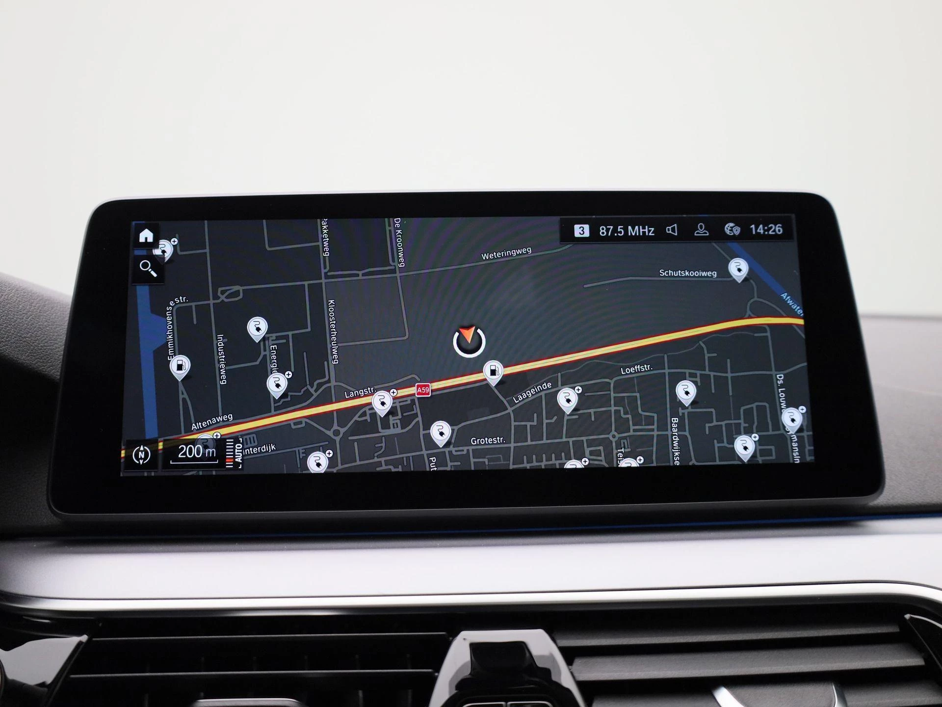 BMW-5 Serie-image-16