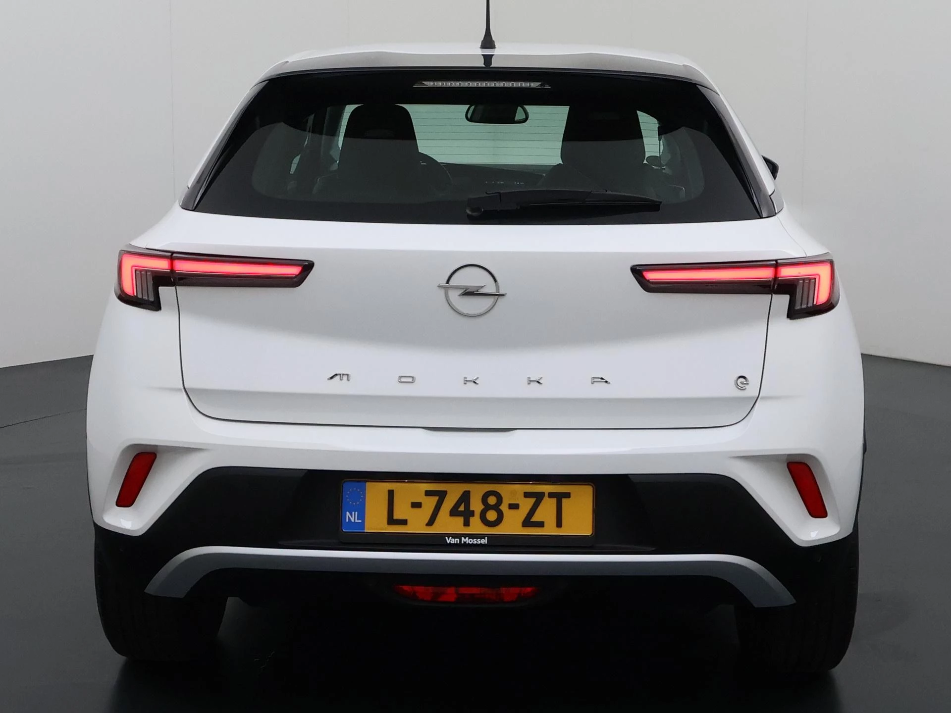 Opel-Mokka-e-image-35