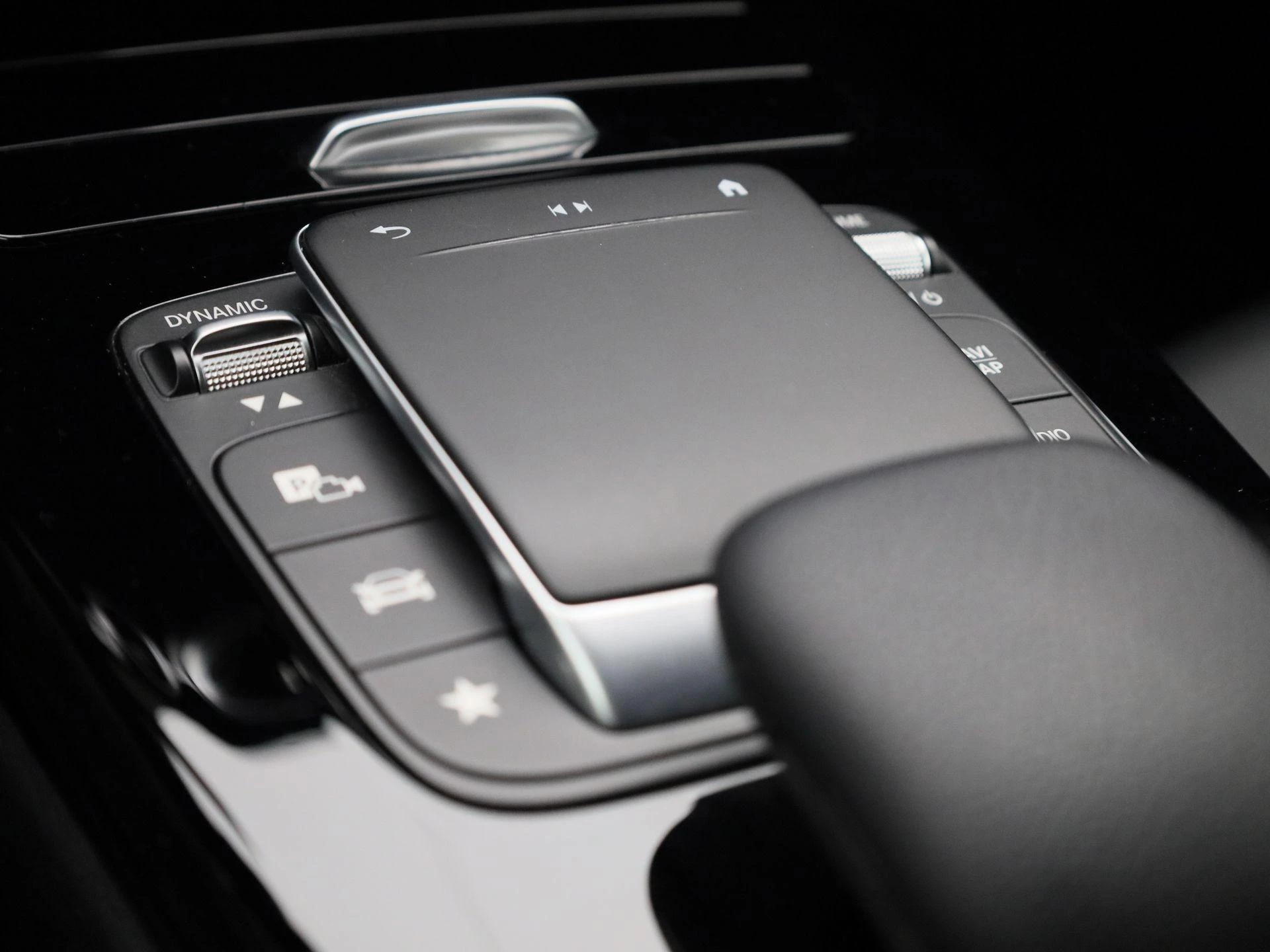 Mercedes-Benz-A-Klasse-image-17