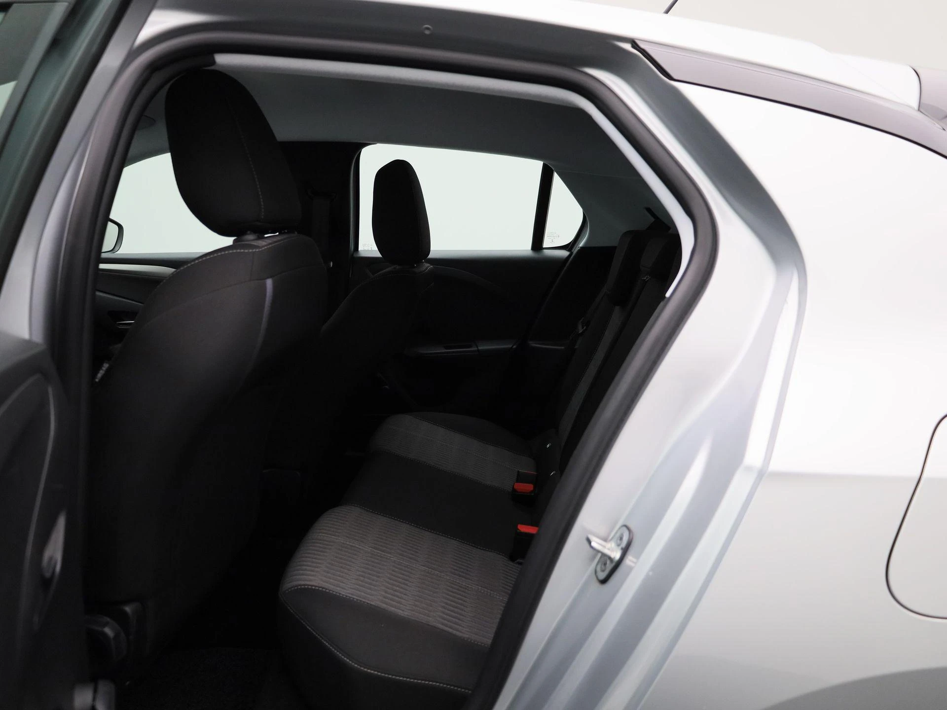 Opel-Corsa-image-9