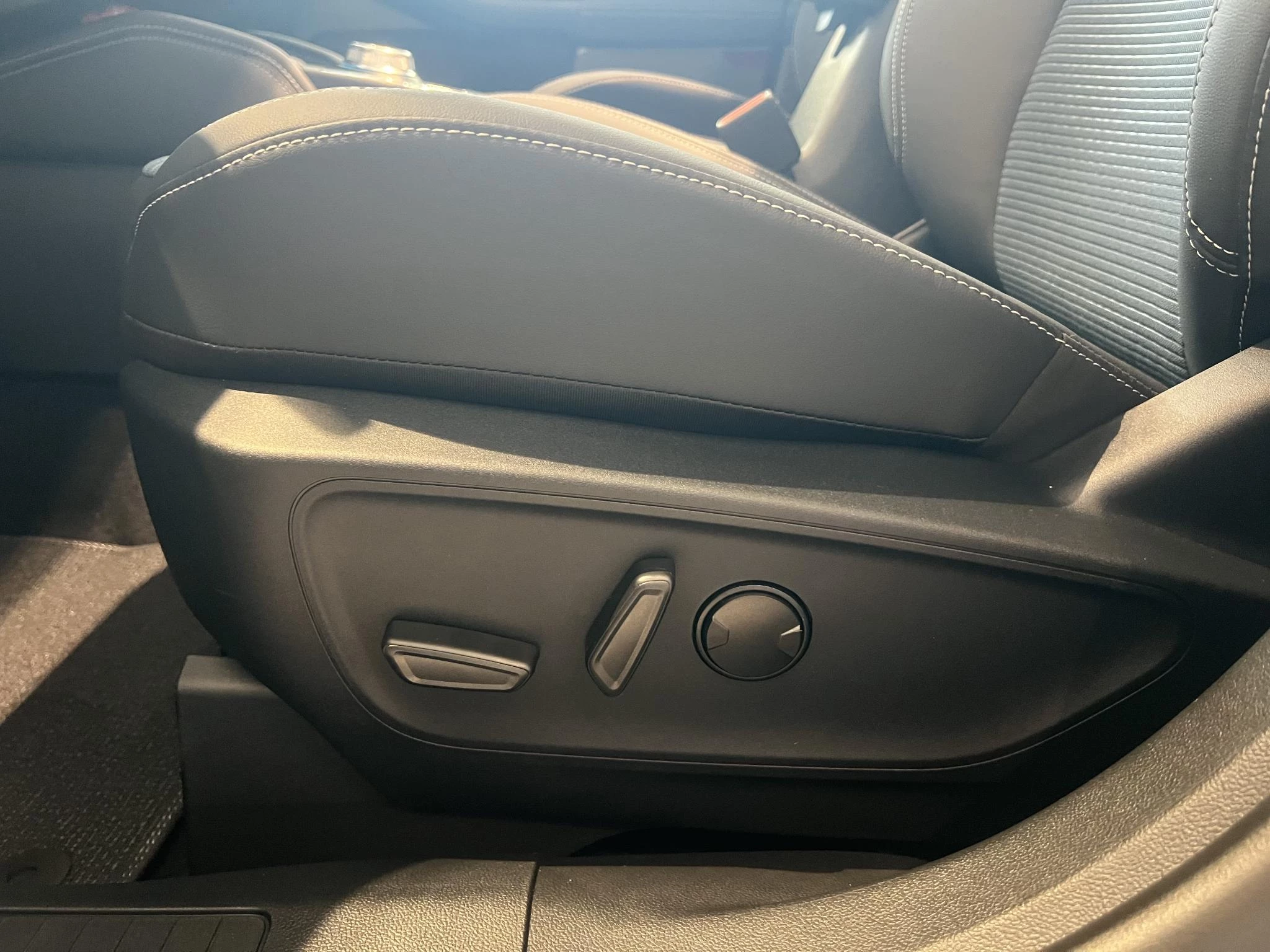 Ford-Kuga-image-10