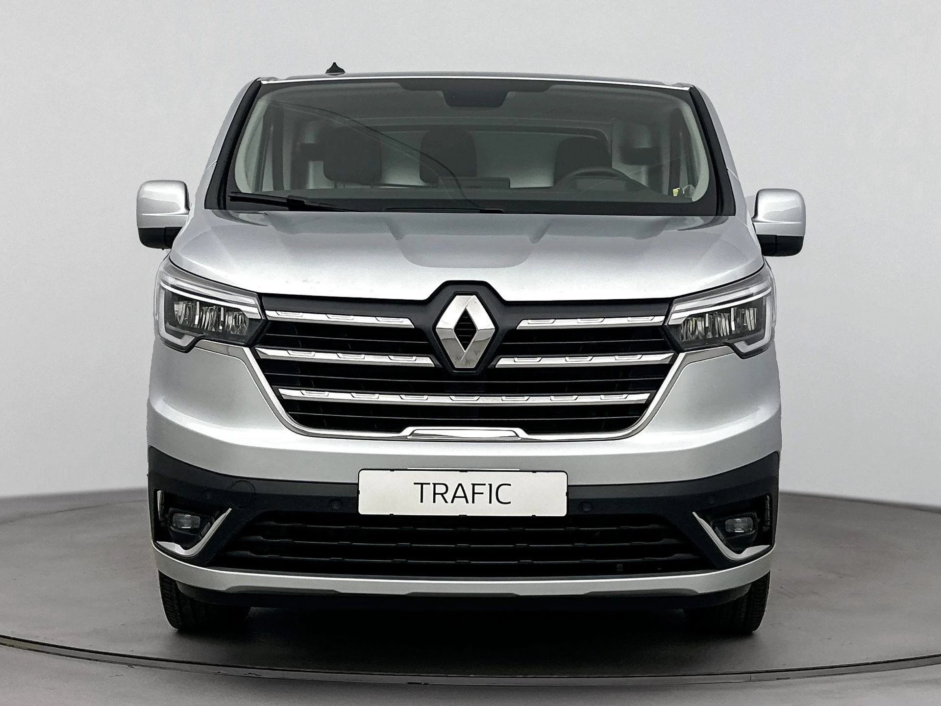 Renault-Trafic-image-3