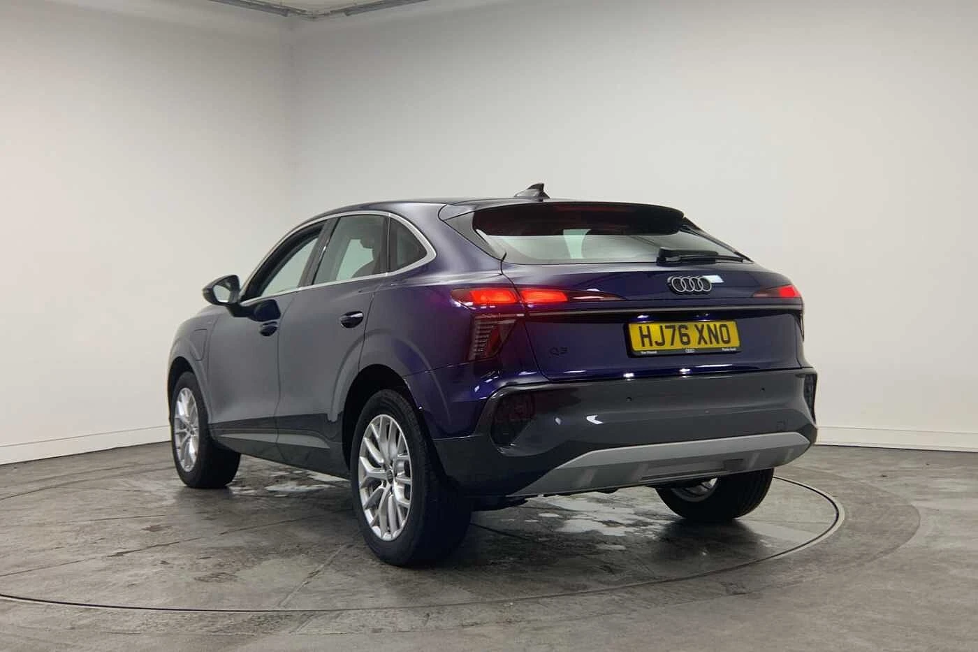 Audi-Q3-image-2