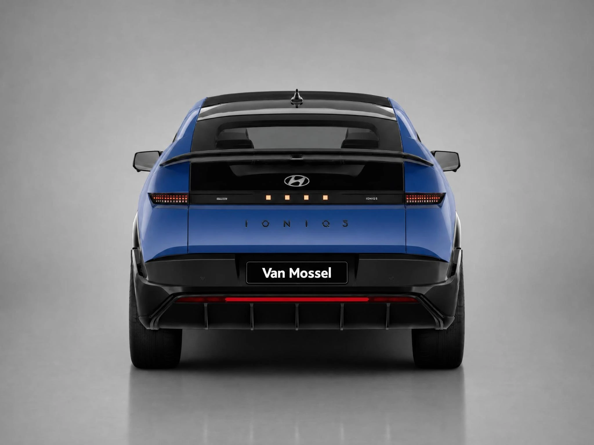 Hyundai-IONIQ-image-4
