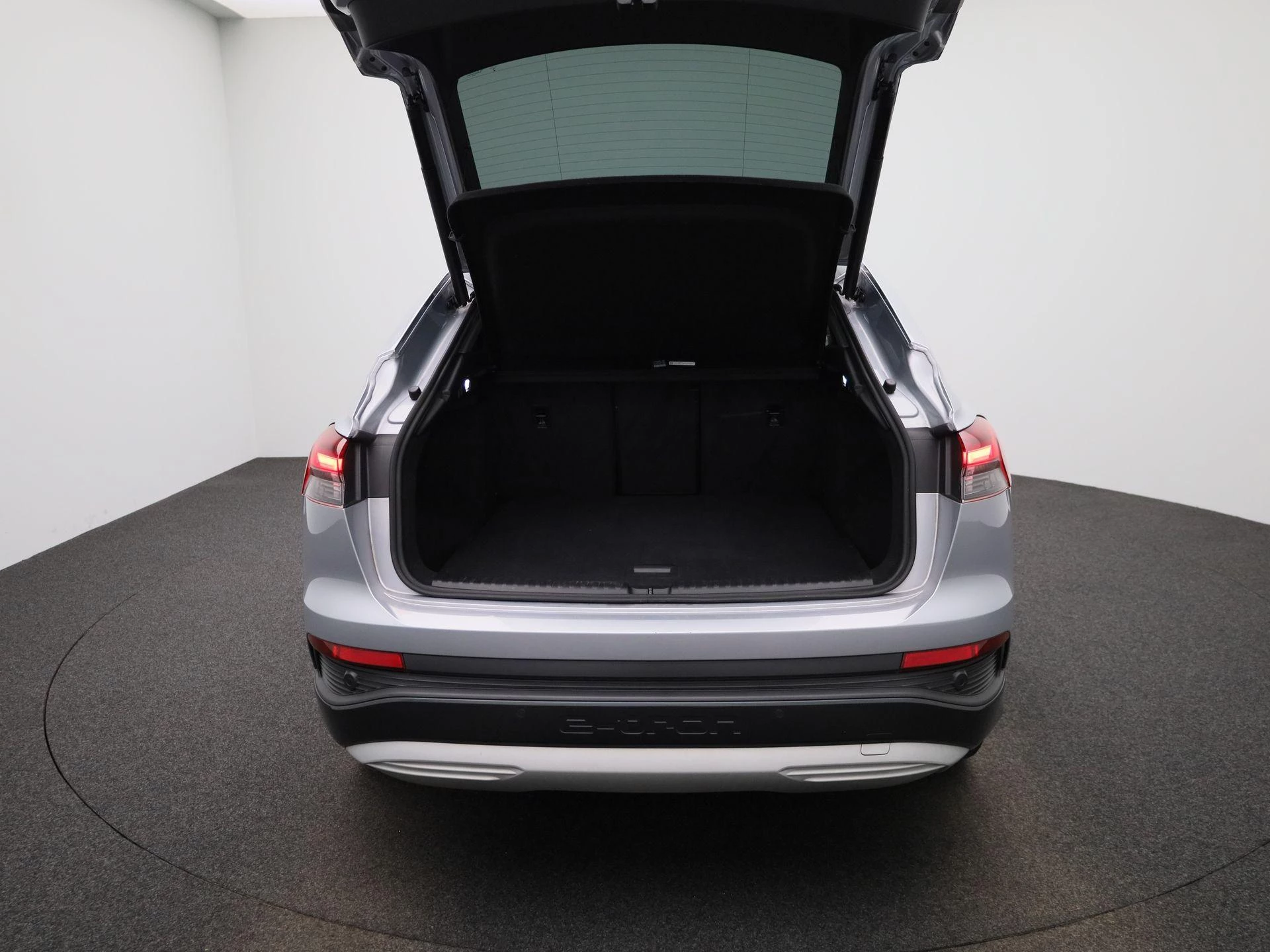 Audi-Q4 Sportback e-tron-image-10