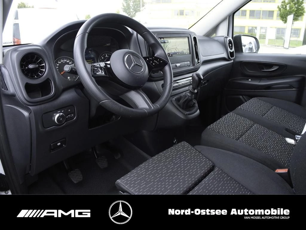 Mercedes-Benz-Vito-image-5