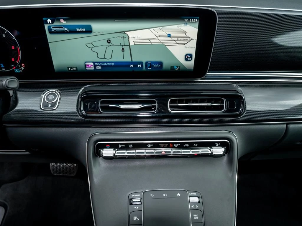 Mercedes-Benz-V-Klasse 220-image-9