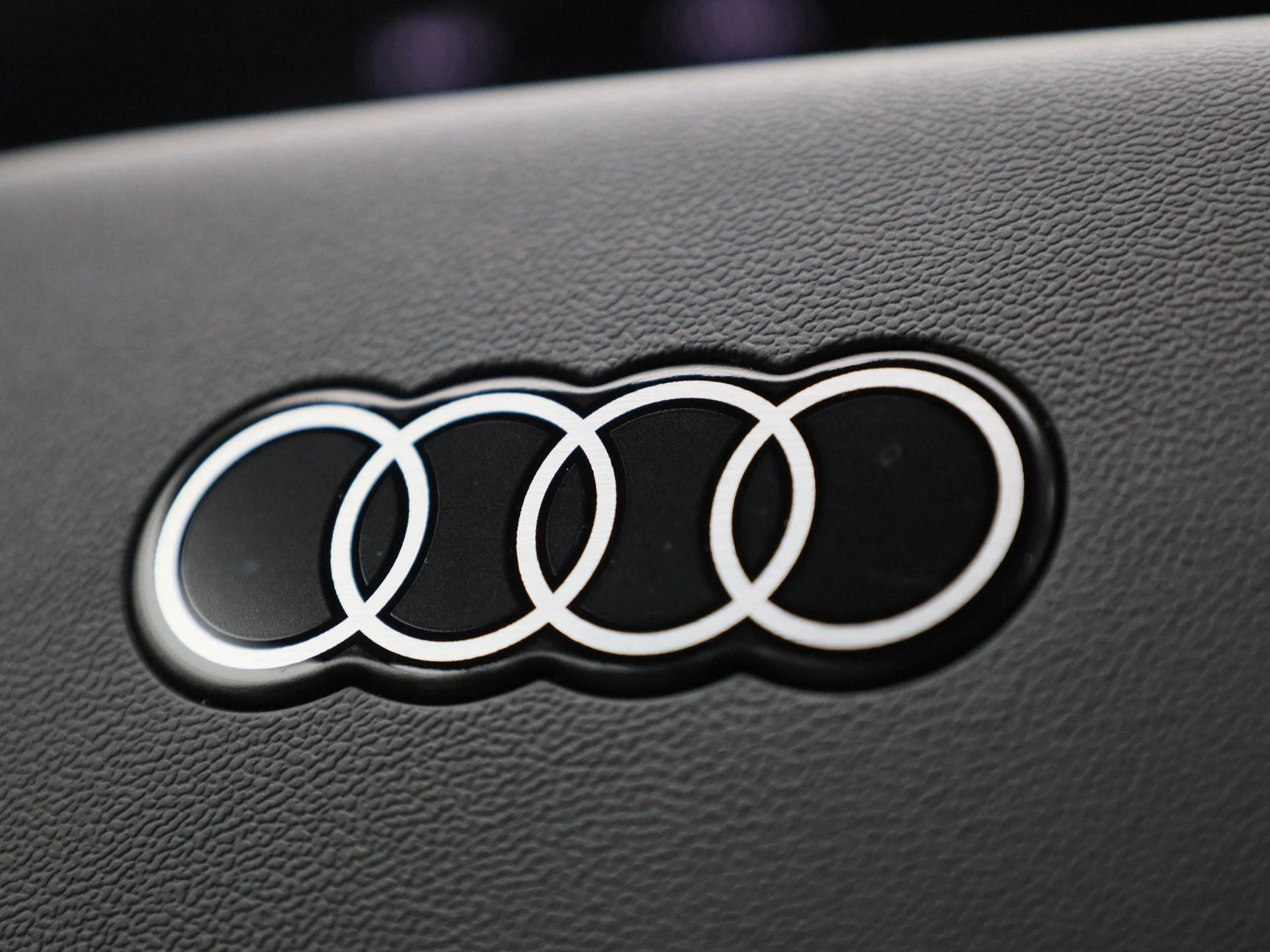 Audi-Q6 e-tron-image-36