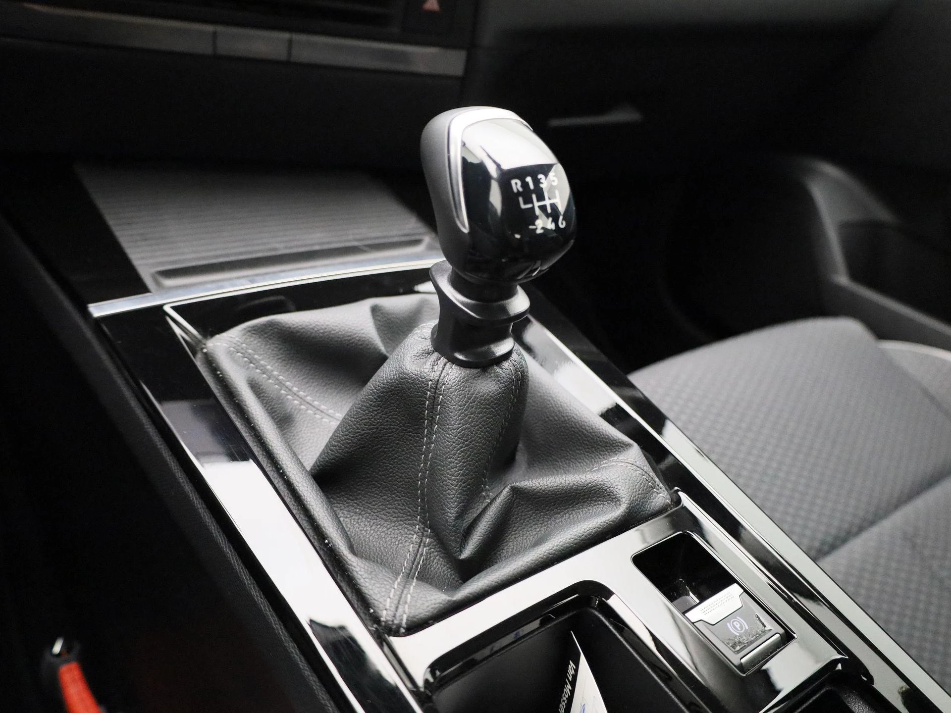 Opel-Astra-image-16
