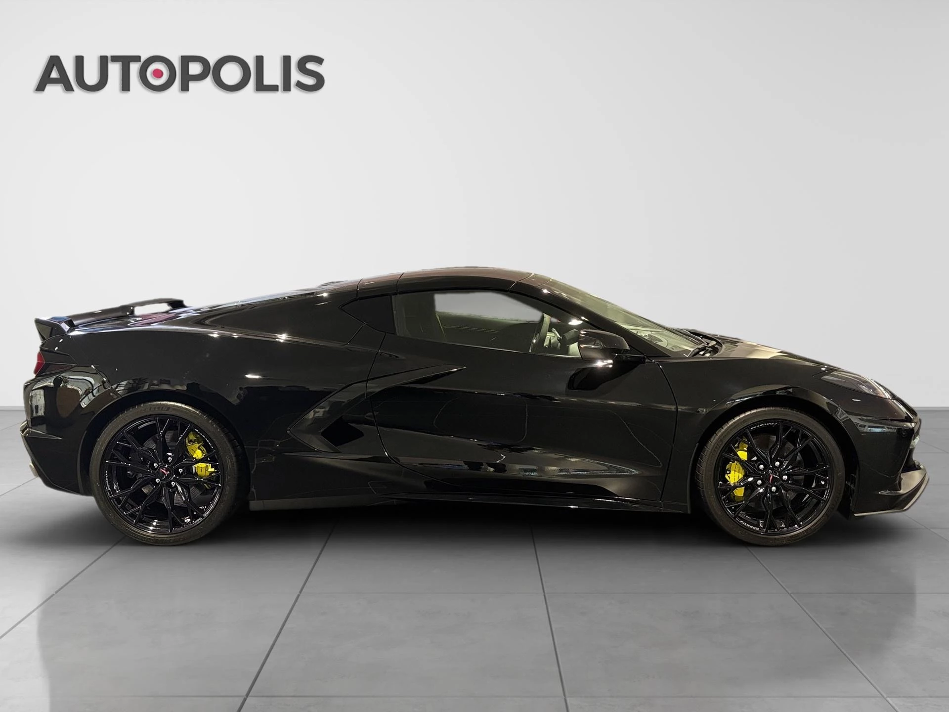 Chevrolet-Corvette-image-8