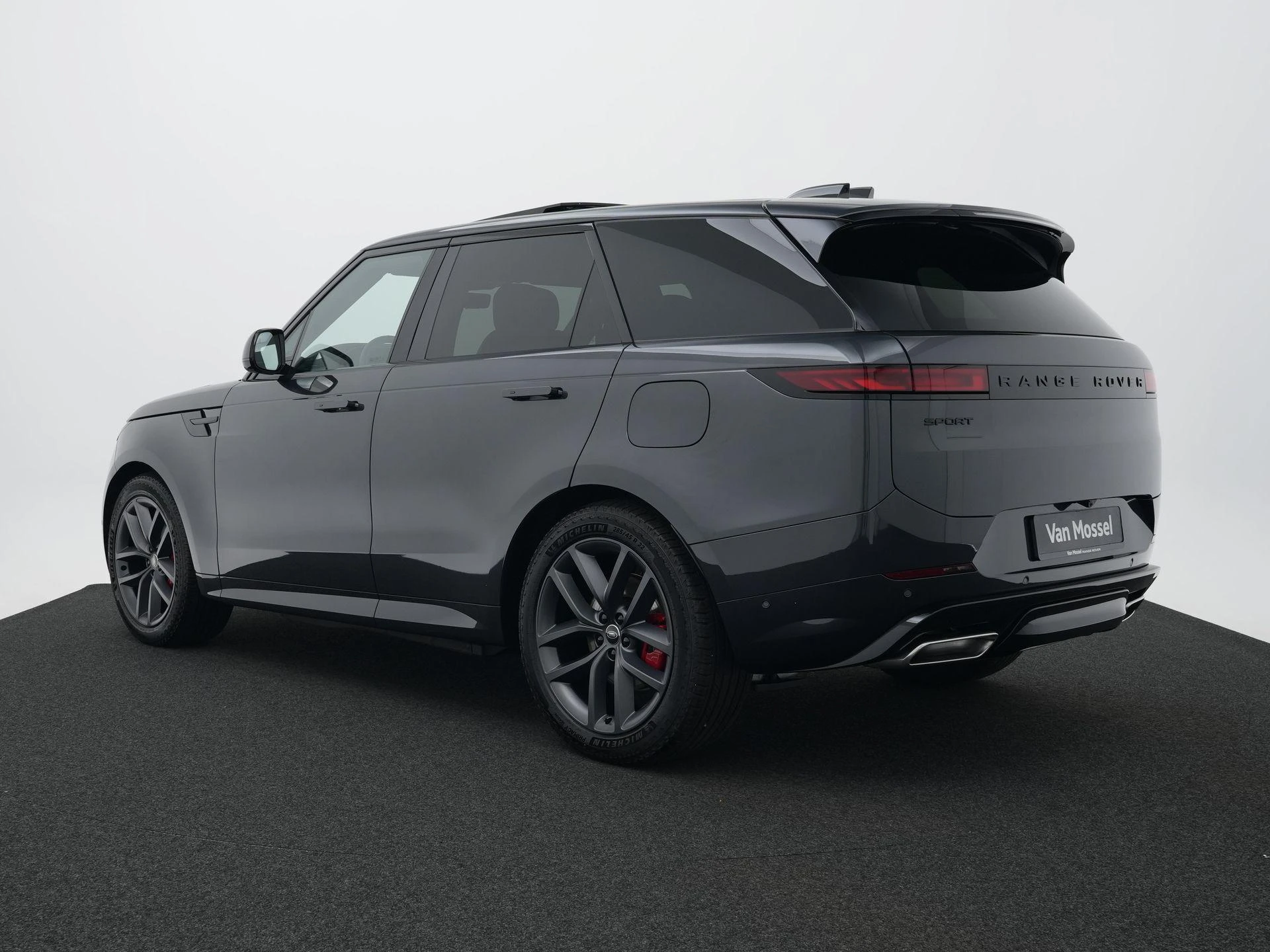 Land Rover-Range Rover Sport-image-2