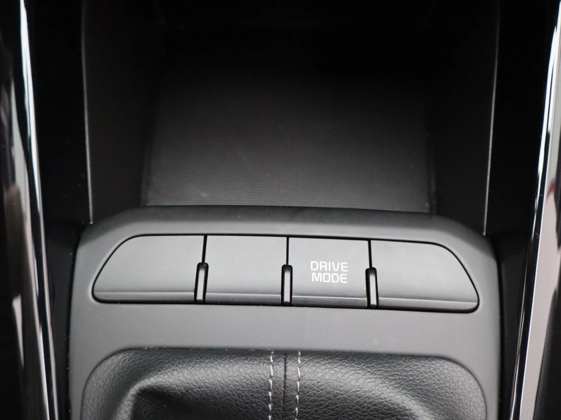 Kia-Stonic-image-23