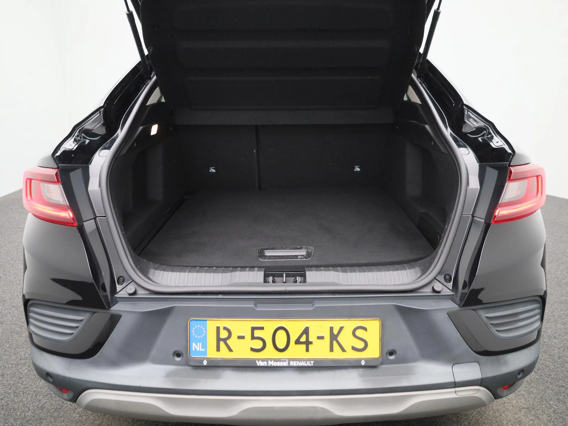 Renault-Arkana-image-9