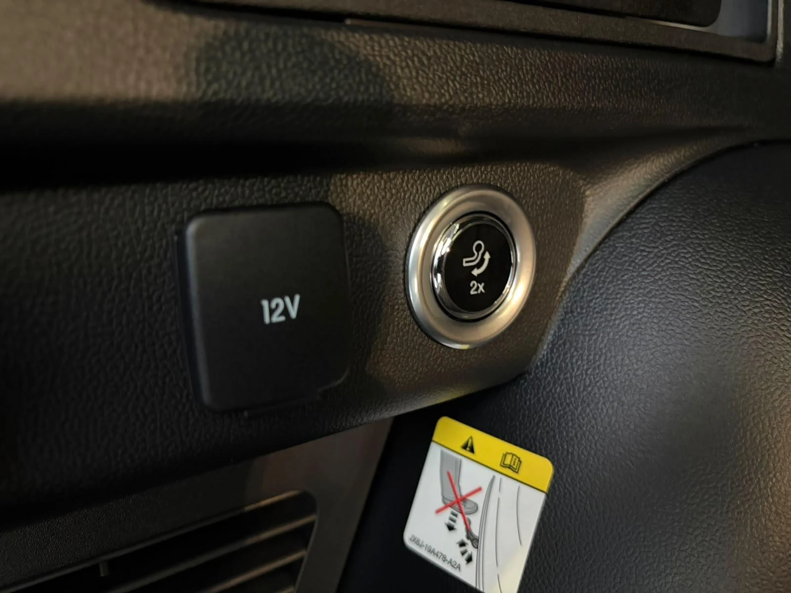 Ford-Kuga-image-27