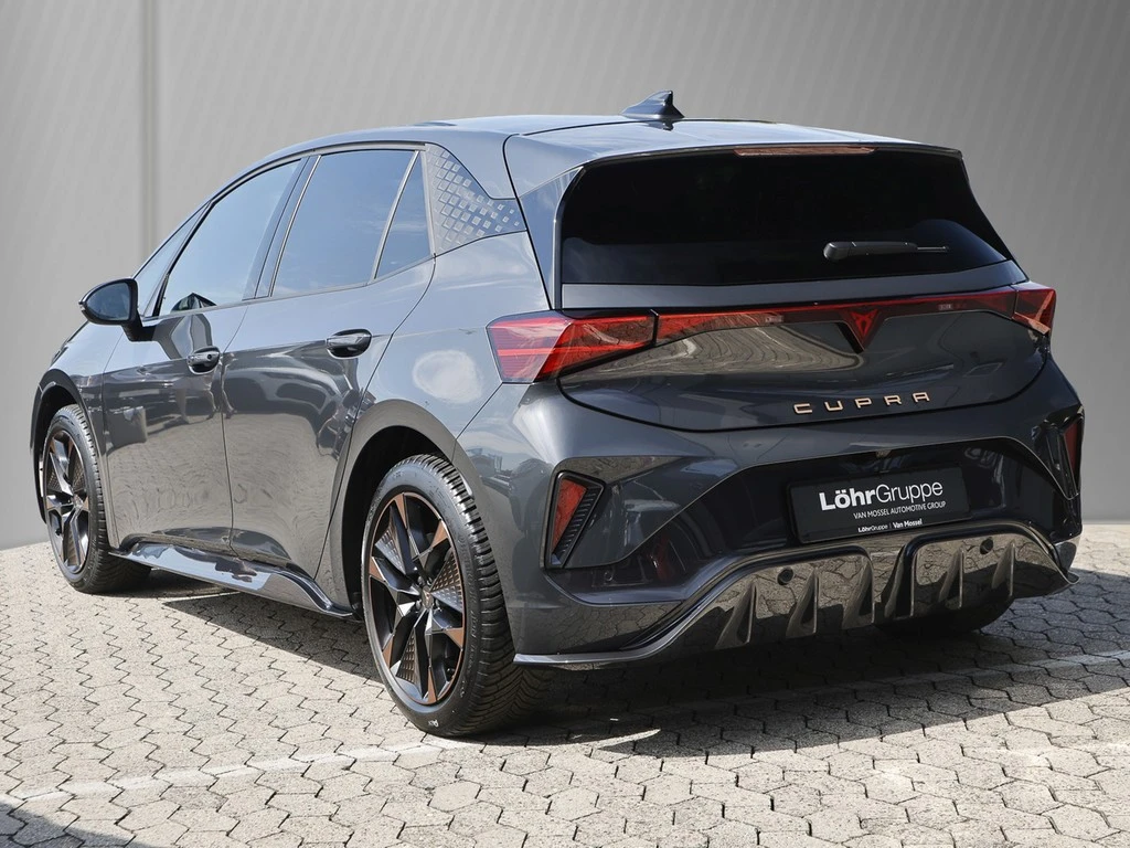 CUPRA-Born-image-3