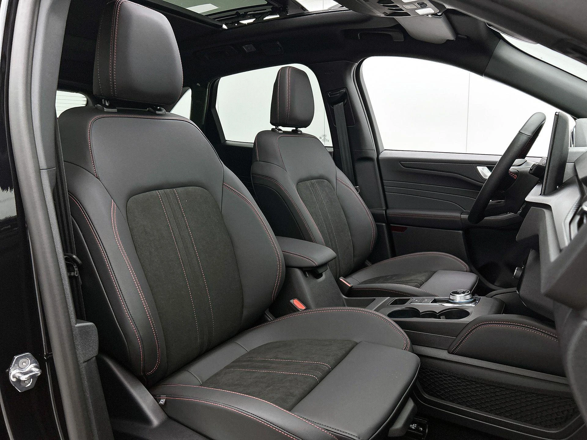 Ford-Kuga-image-37