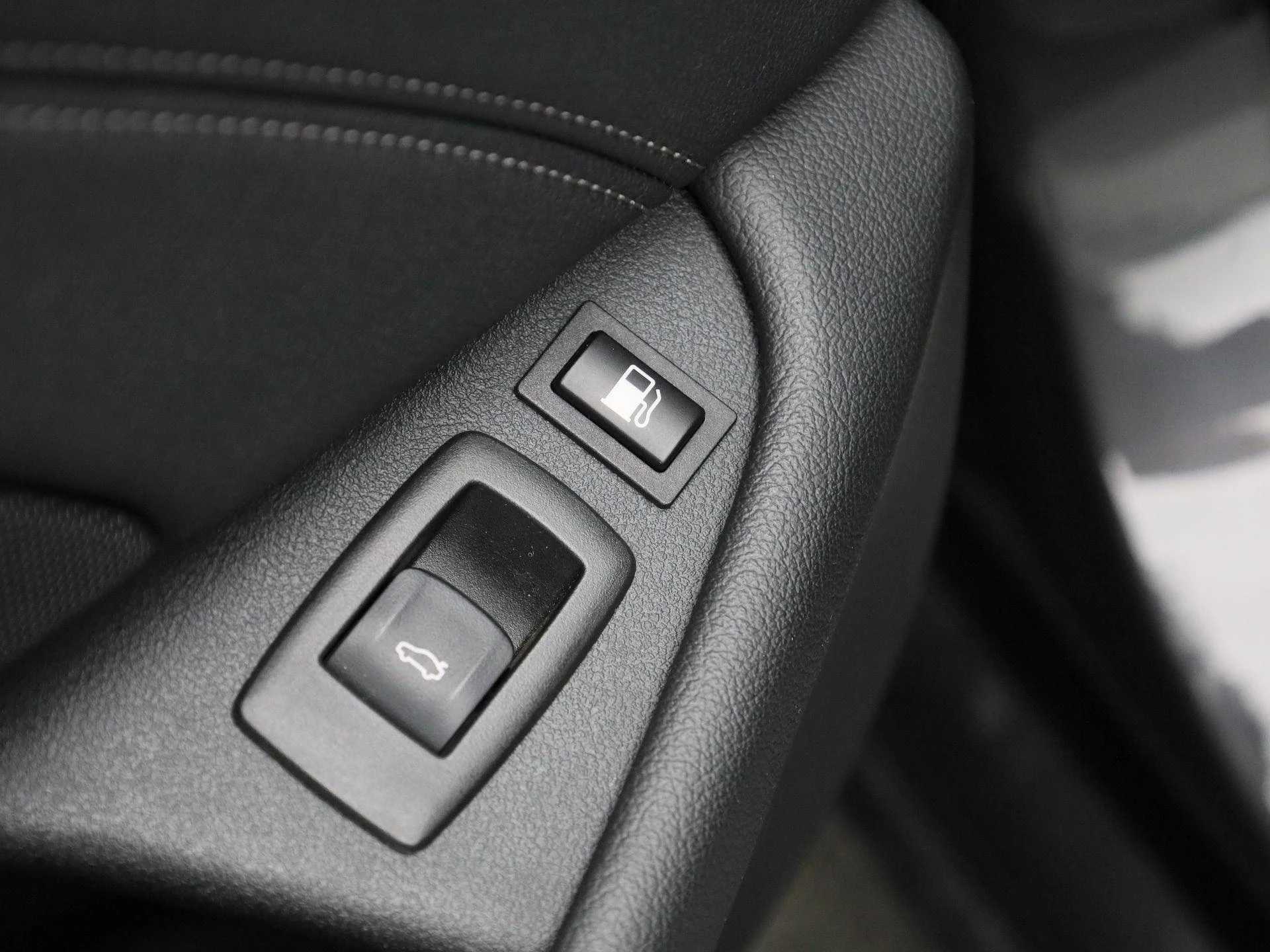 BMW-5 Serie-image-36