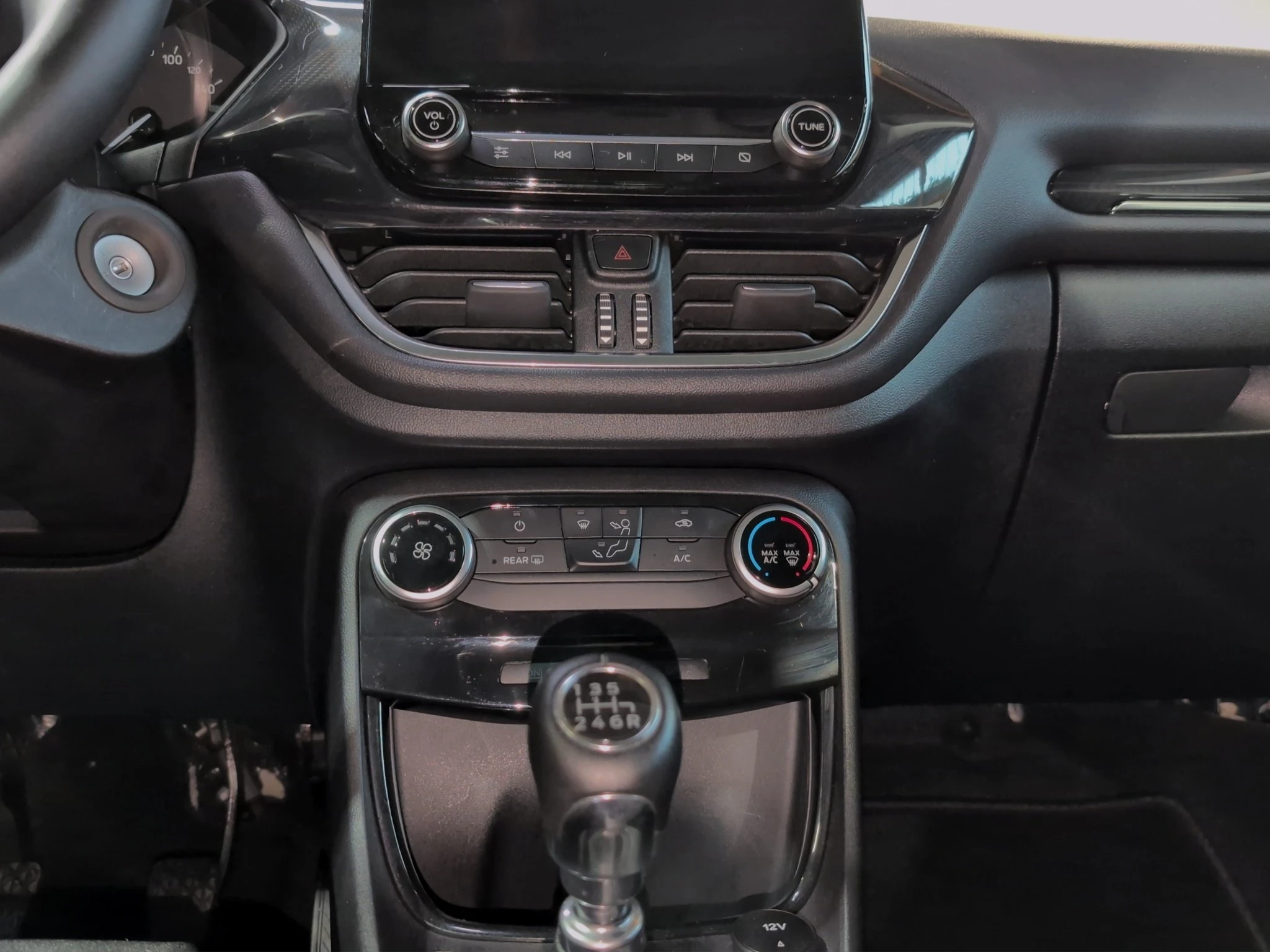 Ford-Puma-image-13