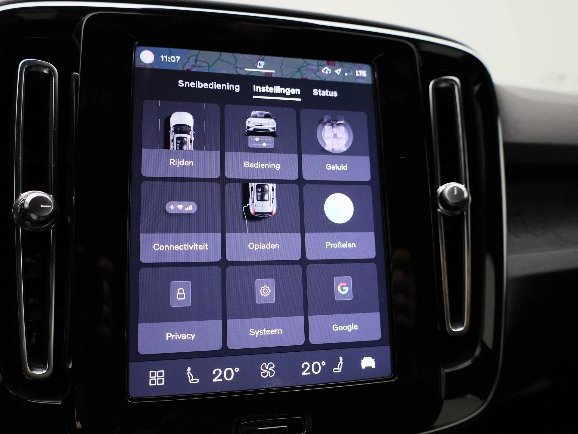 Volvo-XC40-image-28