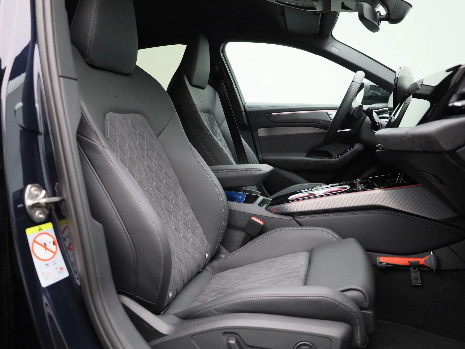 Audi A6 Limousine 2.0 e-hybrid quattro S Edition 299 PK