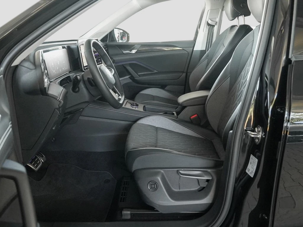 Volkswagen-Tiguan-image-18